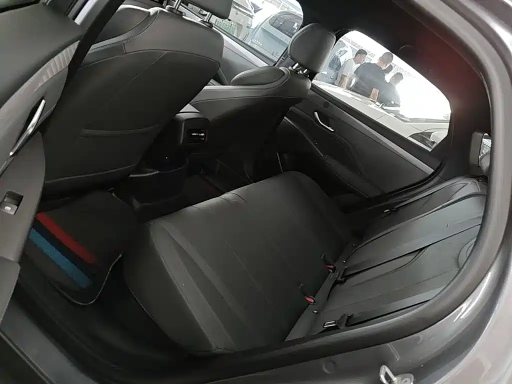 BYD Qin PLUS 2025 — фото 17