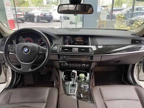 BMW 5 Series 2017