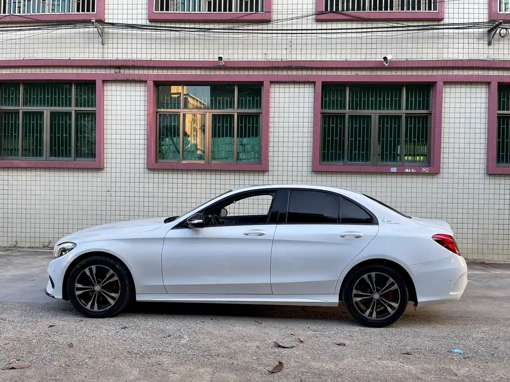 Mercedes-Benz C-Class 2016 — фото 16