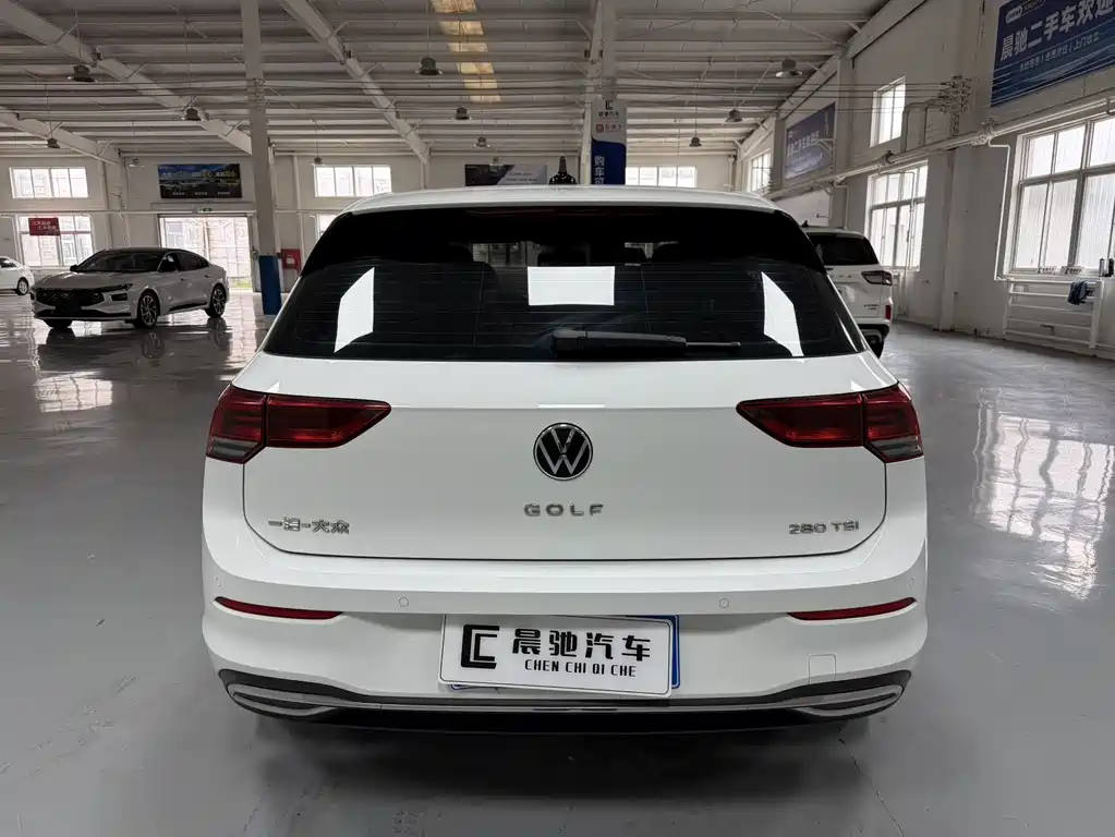 Volkswagen Golf 2022