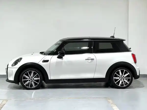MINI 2024