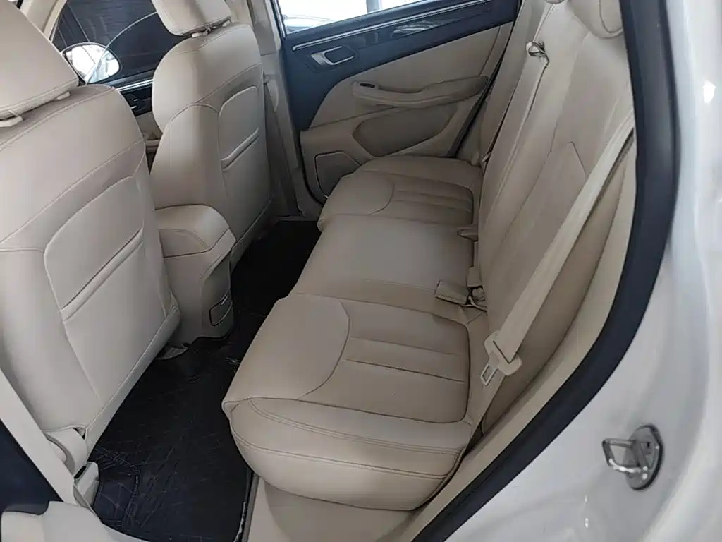 Zotye Damai X5 2017 — фото 17