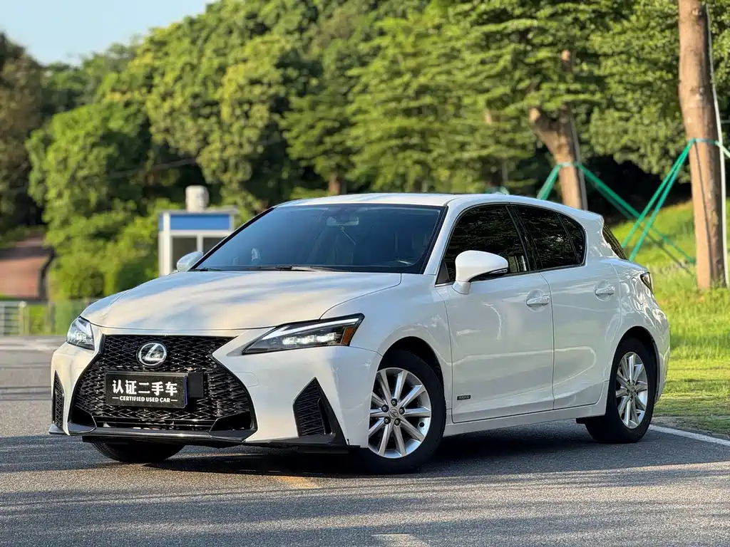 Lexus CT 2013