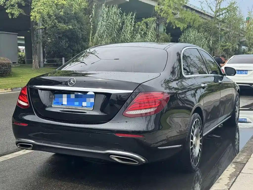Mercedes-Benz E-Class 2016