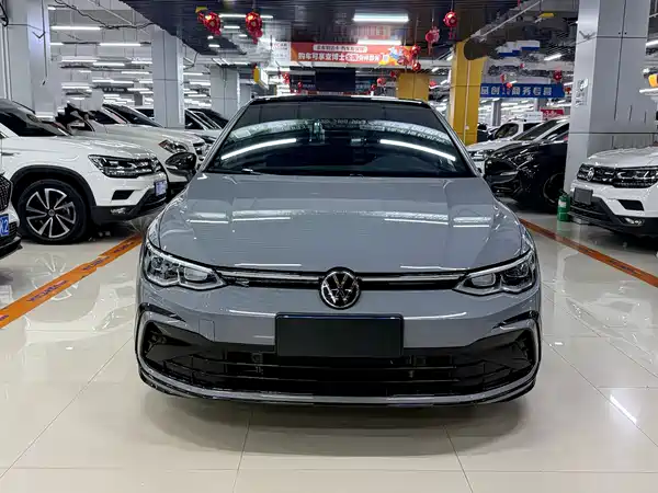Volkswagen Golf 2022