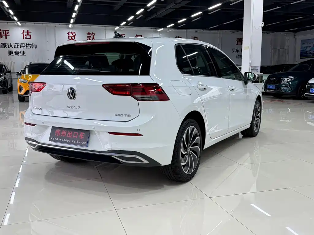 Volkswagen Golf 2023