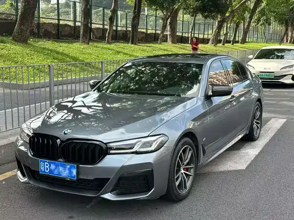 BMW 5 Series 2021
