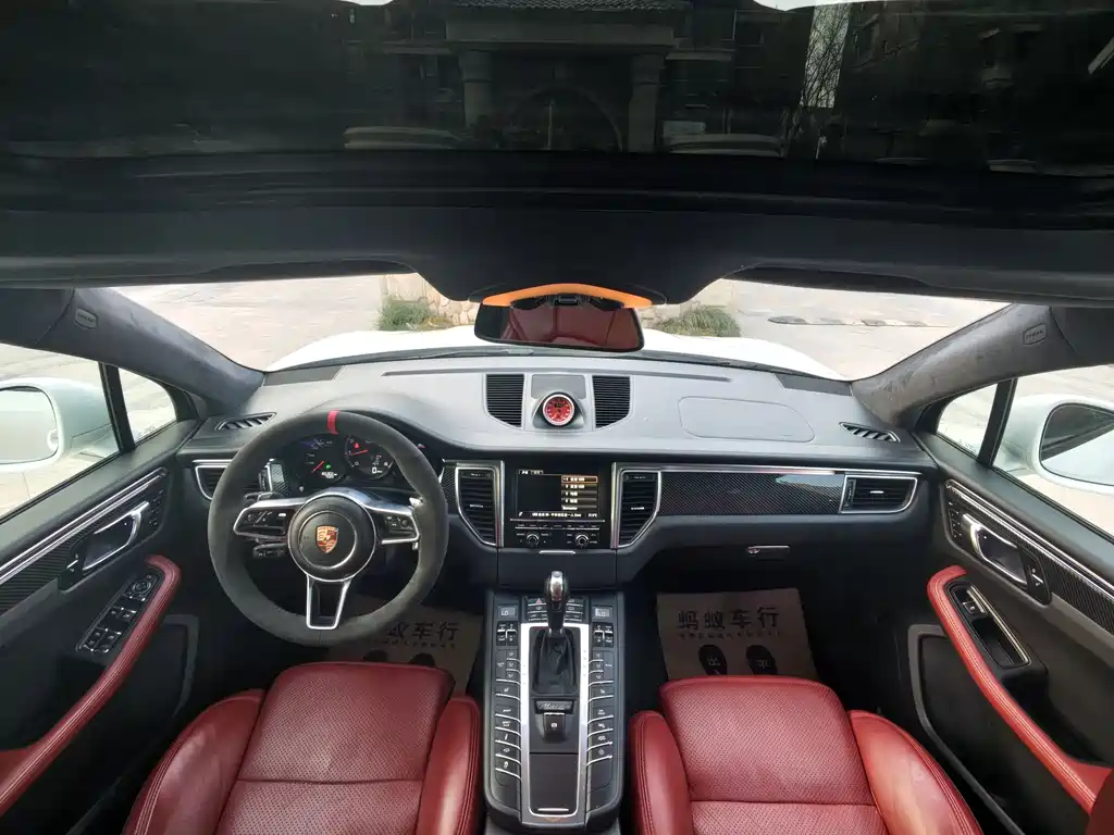Porsche Macan 2015 — фото 6