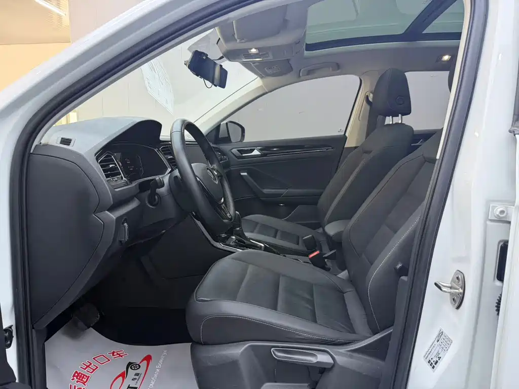 Volkswagen T-Roc 2022