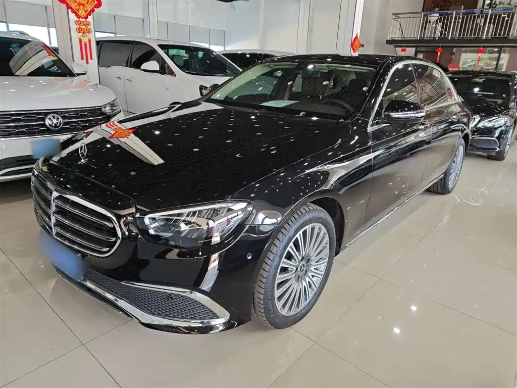 Mercedes-Benz E-Class 2023 — фото 2