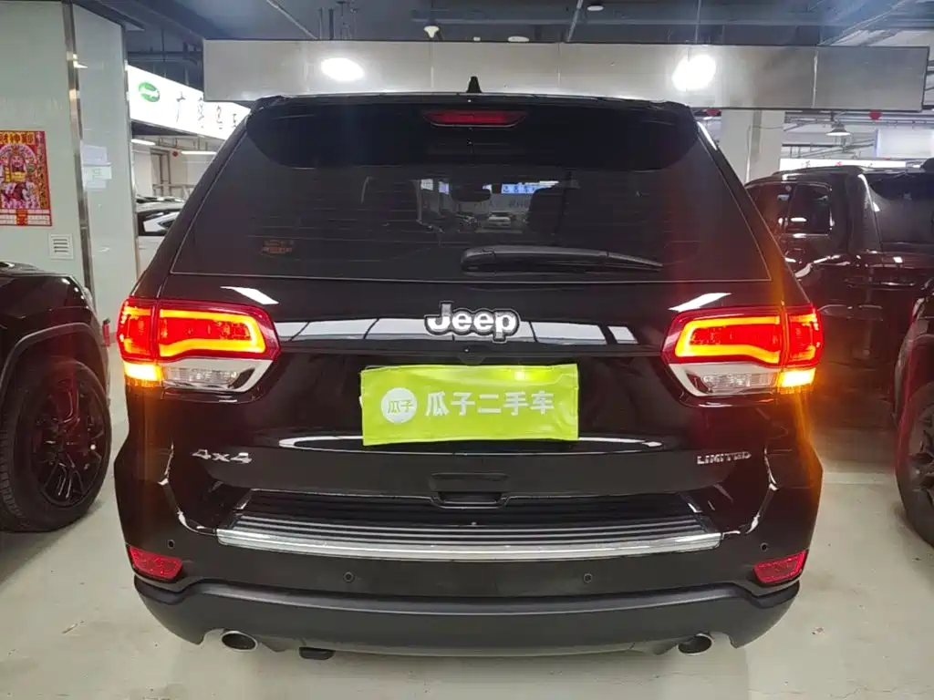 Jeep Grand Cherokee 2021 — фото 6