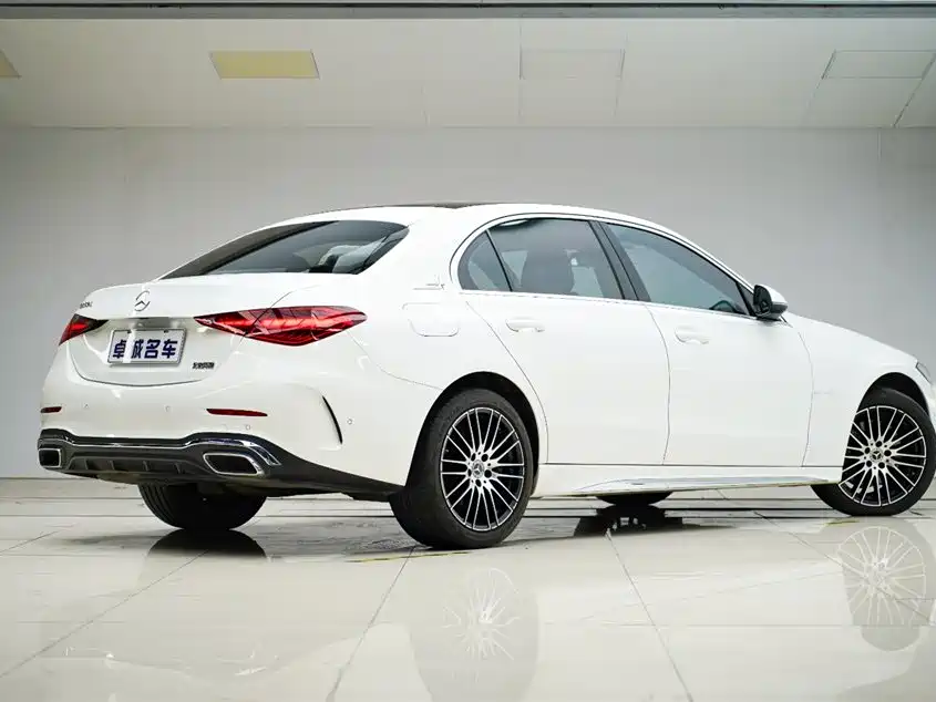 Mercedes-Benz C-Class 2023 — фото 18