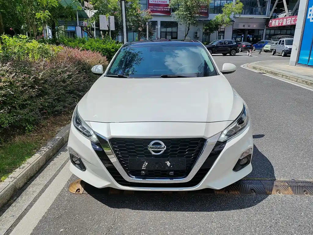 Nissan Teana 2021