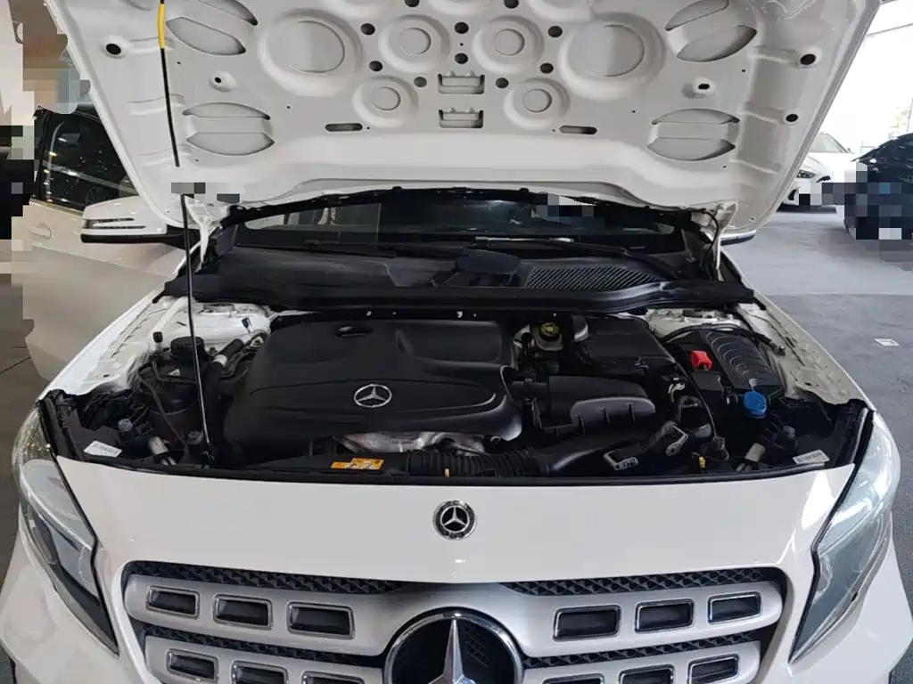 Mercedes-Benz GLA 2018 — фото 20