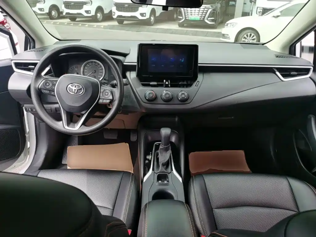 Toyota Corolla 2021 — фото 10