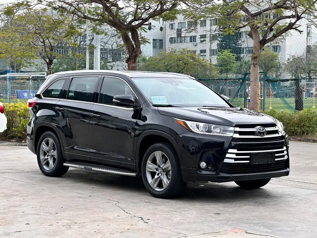 Toyota Highlander 2019 — фото 2