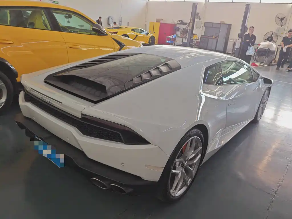 Lamborghini Huracán 2015 — фото 10