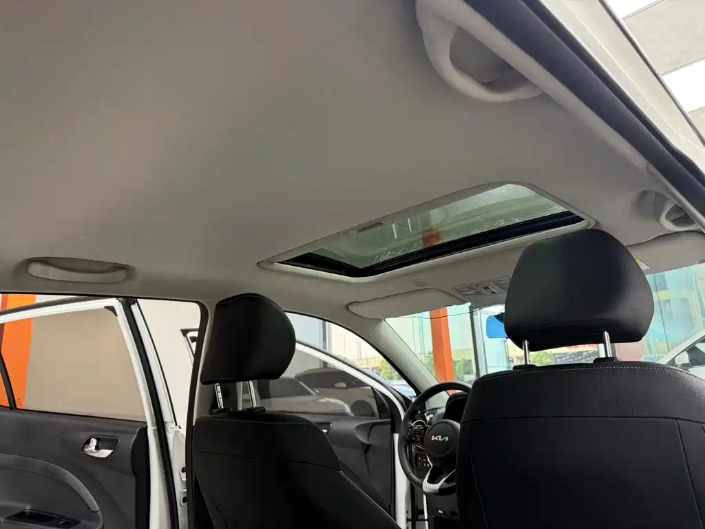 Kia KX1 2022 — фото 14