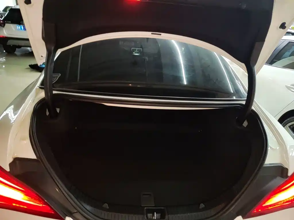 Mercedes-Benz CLA 2018 — фото 19