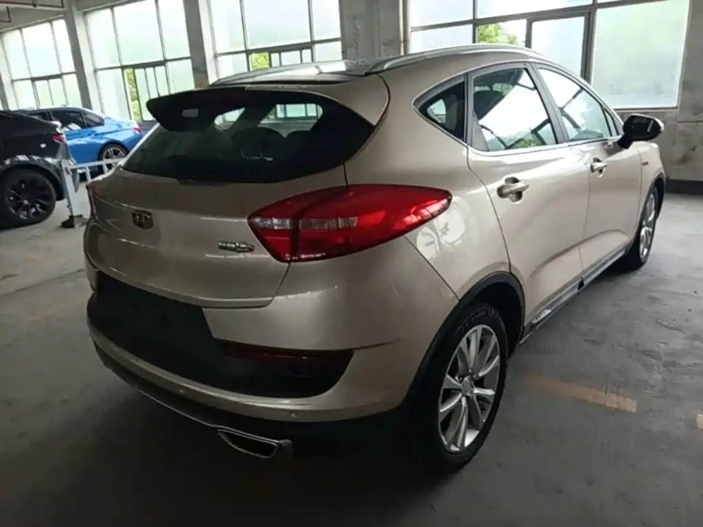 Geely Emgrand GS 2016 — фото 7