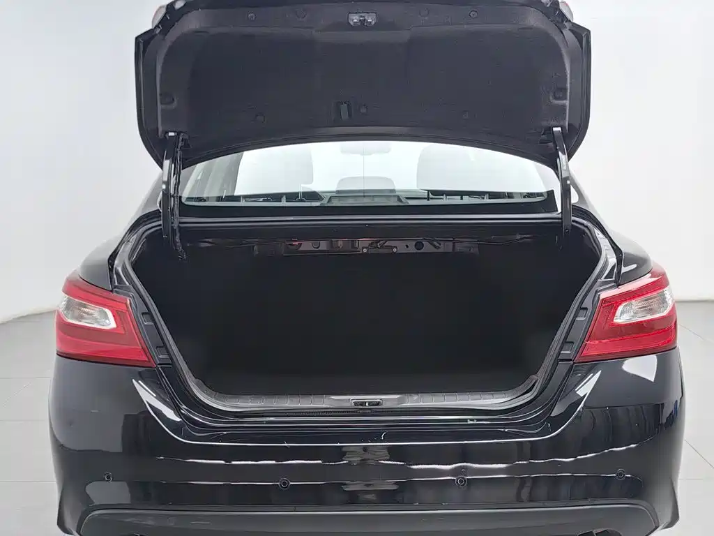 Nissan Teana 2018 — фото 16