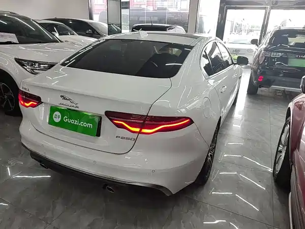 Jaguar XEL 2022