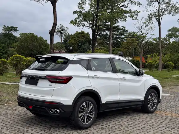Geely Binyue 2022