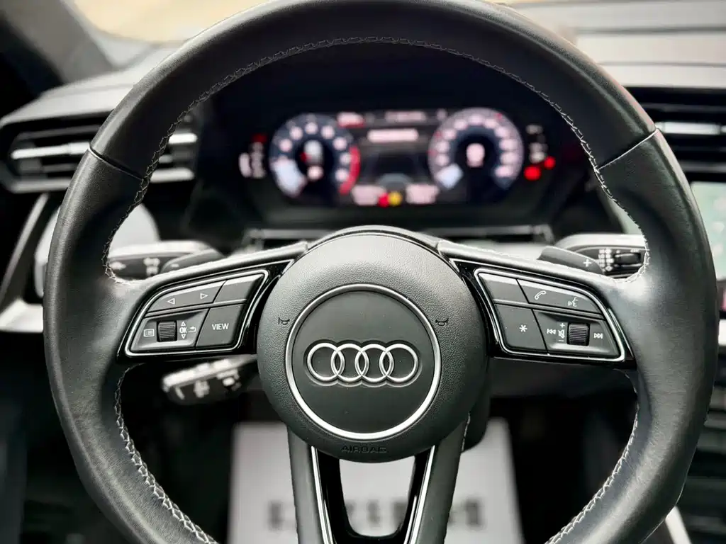 Audi A3 2023 — фото 22