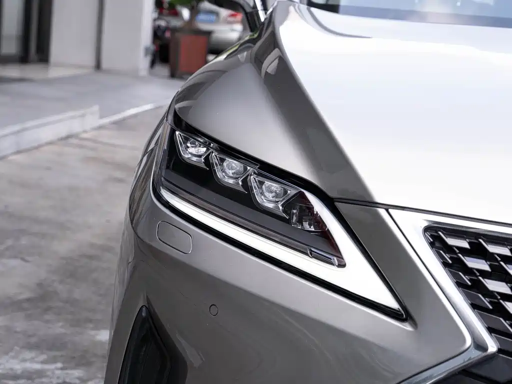 Lexus RX 2020