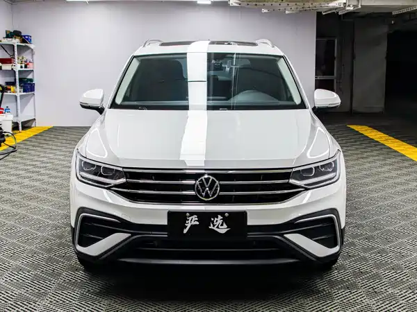 Volkswagen Tiguan L 2023