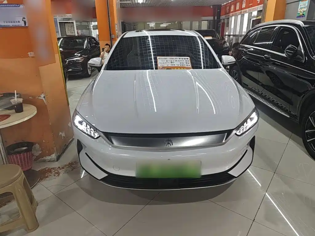 BYD Qin PLUS 2025 — фото 3