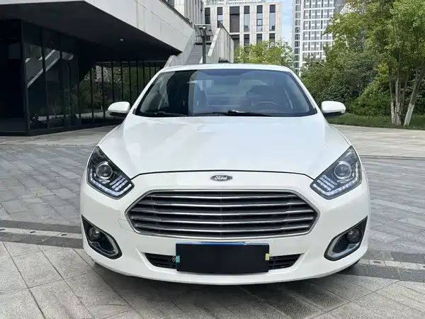 Ford Escort 2016