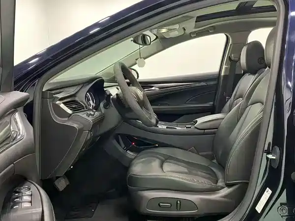 Buick LaCrosse 2022