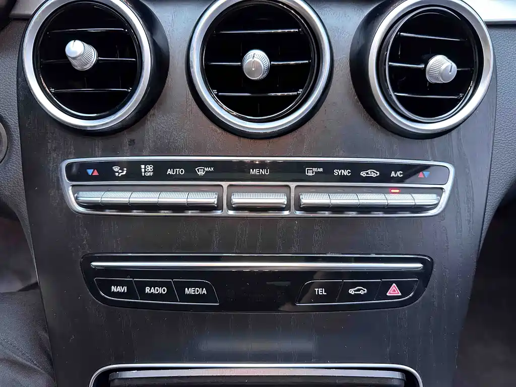 Mercedes-Benz C-Class 2021 — фото 12