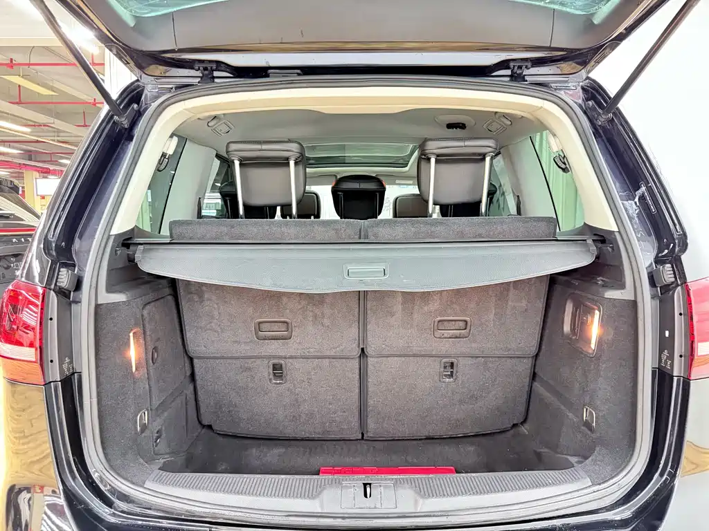 Volkswagen Sharan 2018 — фото 16