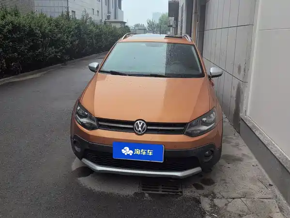 Volkswagen Polo 2015