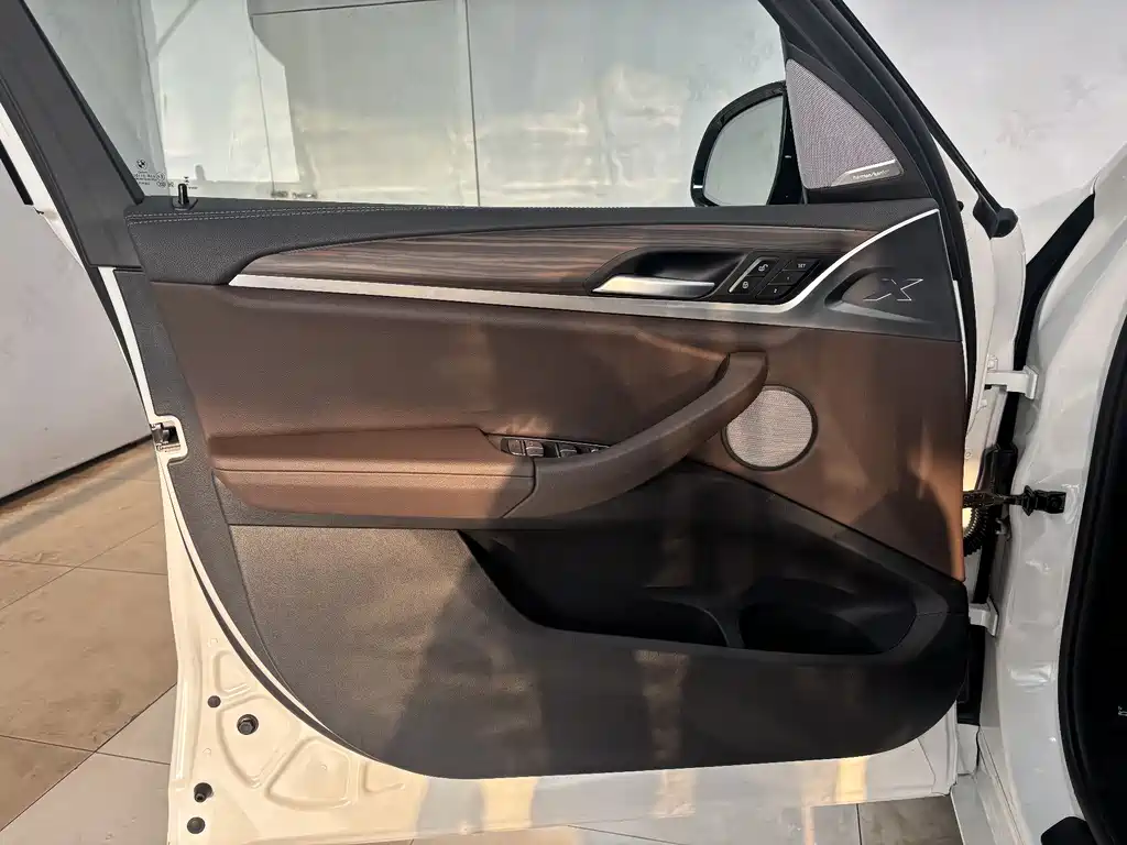 BMW X3 2024 — фото 11