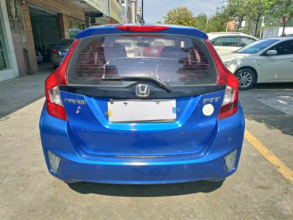 Honda Fit 2017 — фото 8