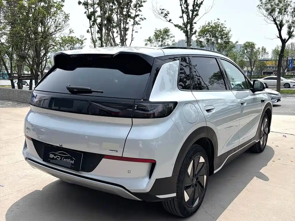 BYD Sealion 05 EV 2025 — фото 9