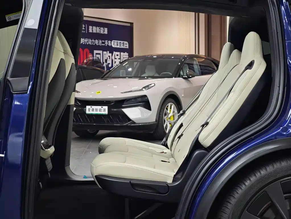 Tesla Model X 2023