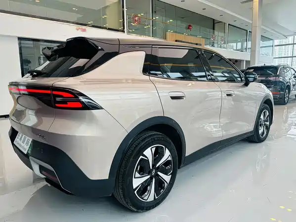 Changan Qiyuan Q05 2025