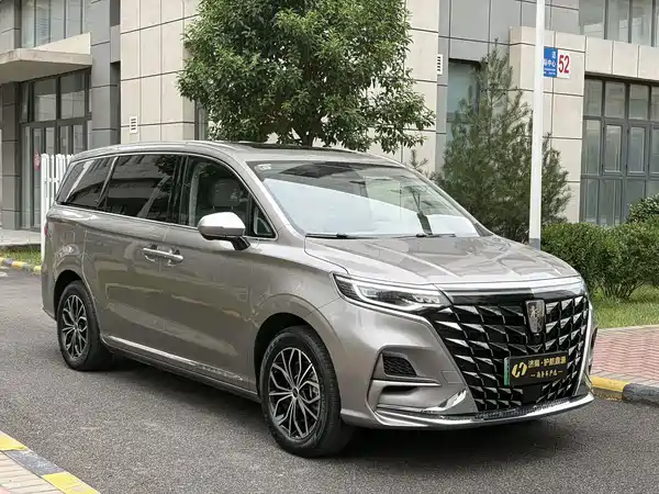 Roewe iMAX8 New Energy 2025