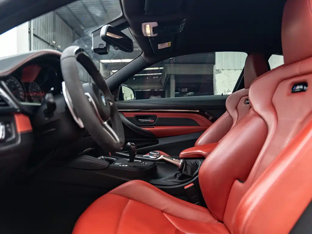 BMW M4 2019 — фото 16