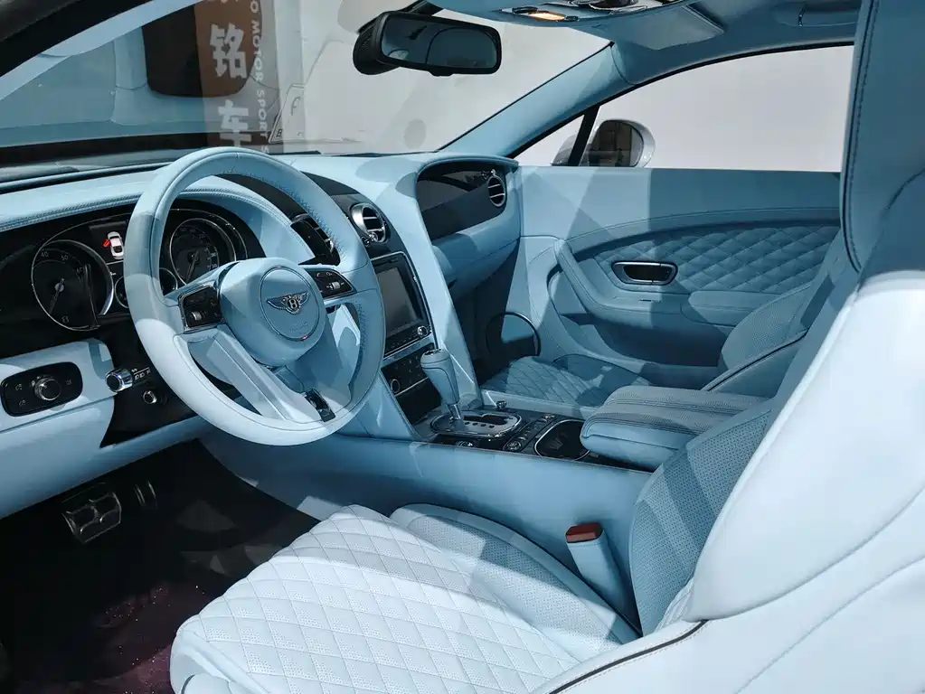 Bentley Continental 2015