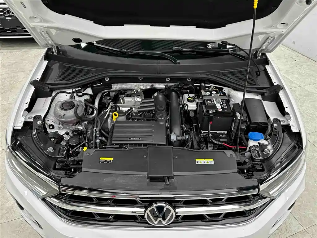 Volkswagen T-Roc 2023 — фото 20