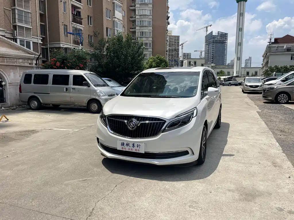 Buick GL8 2017