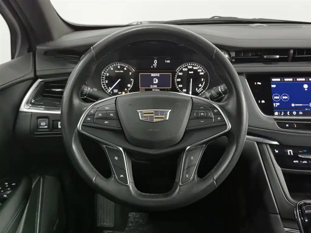 Cadillac XT5 2022 — фото 11