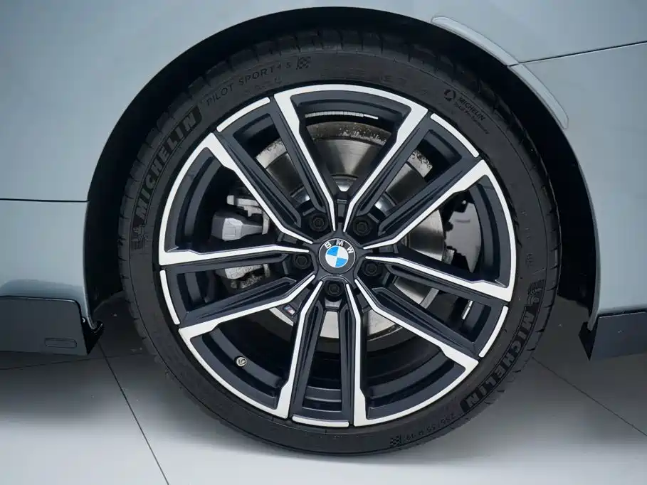BMW 4 Series 2022 — фото 23