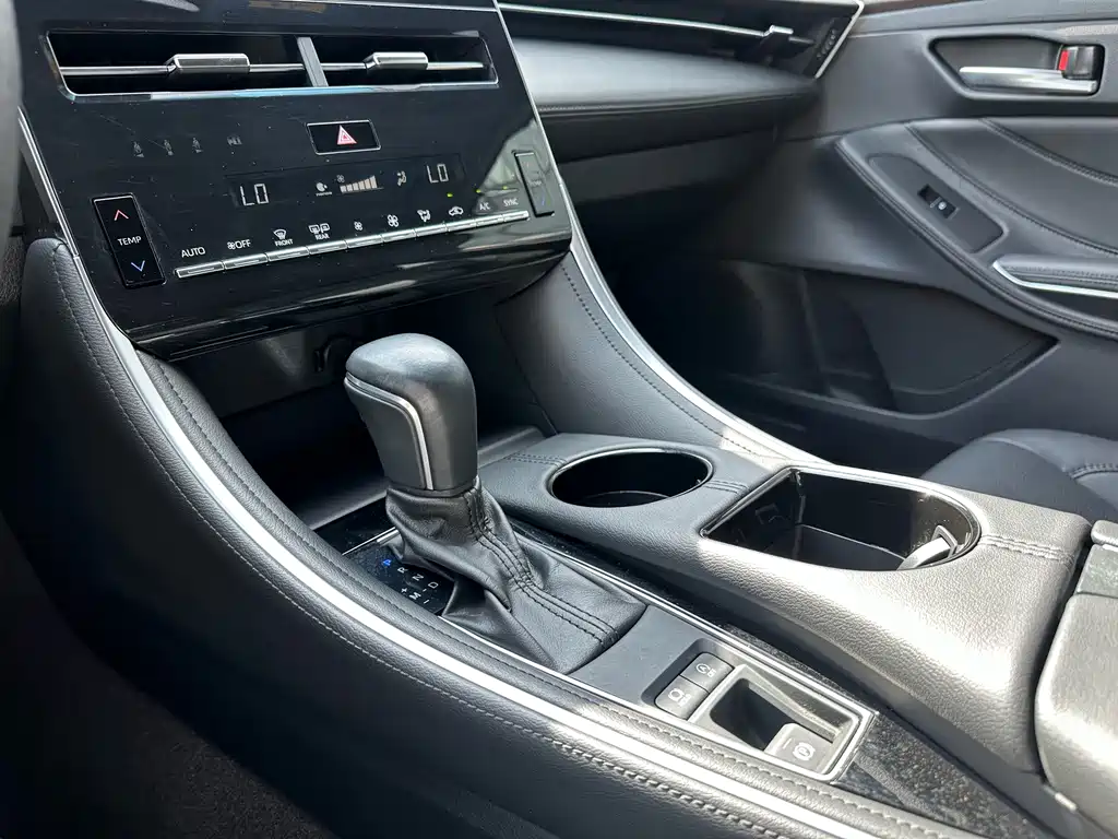 Toyota Avalon 2023 — фото 20