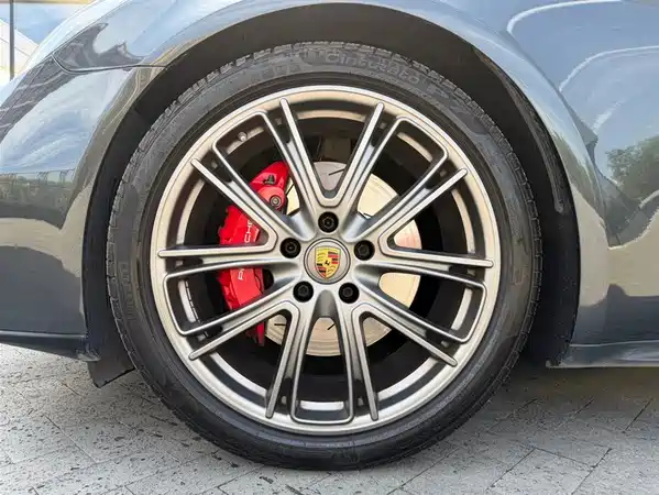 Porsche Panamera 2022